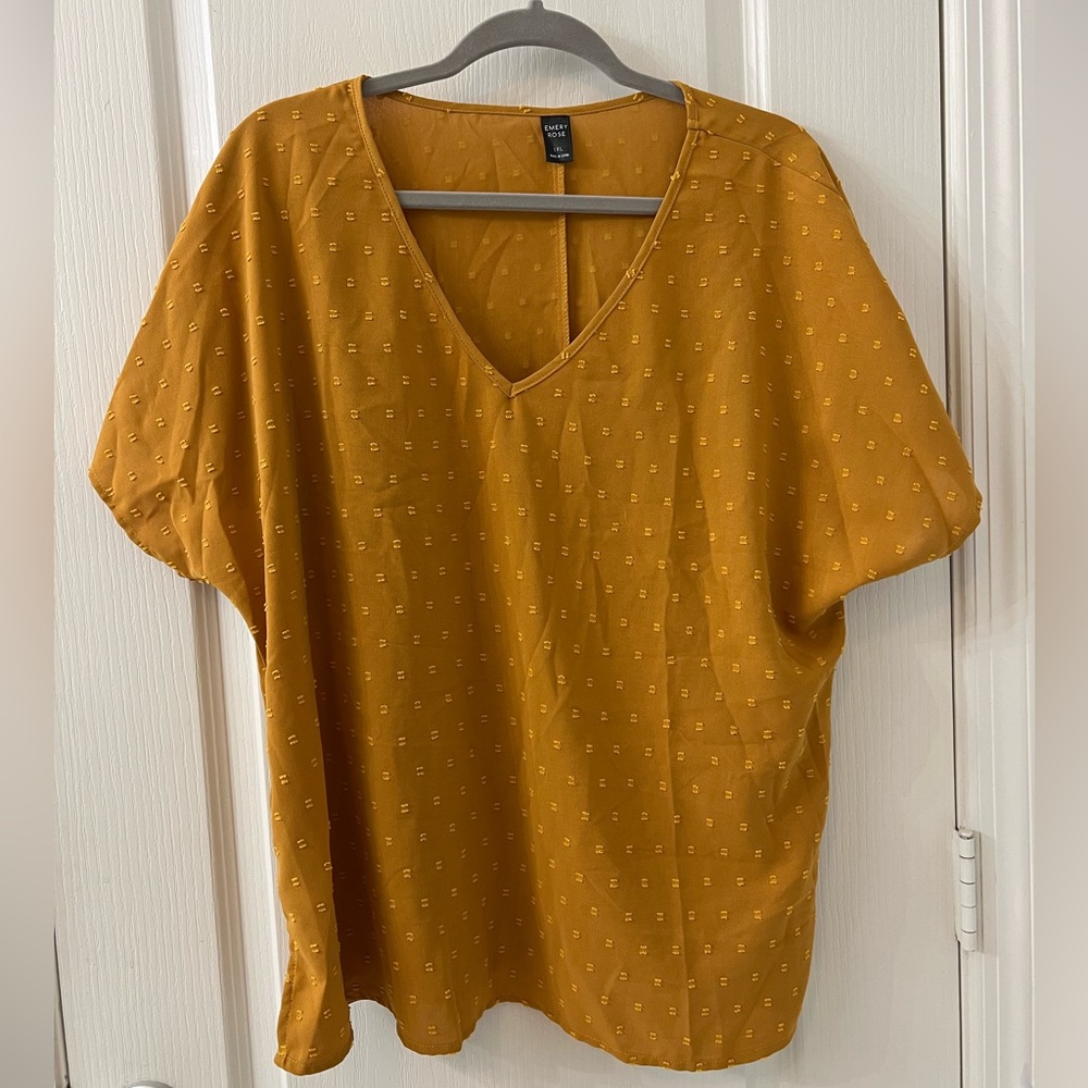 Emery rose yellow top